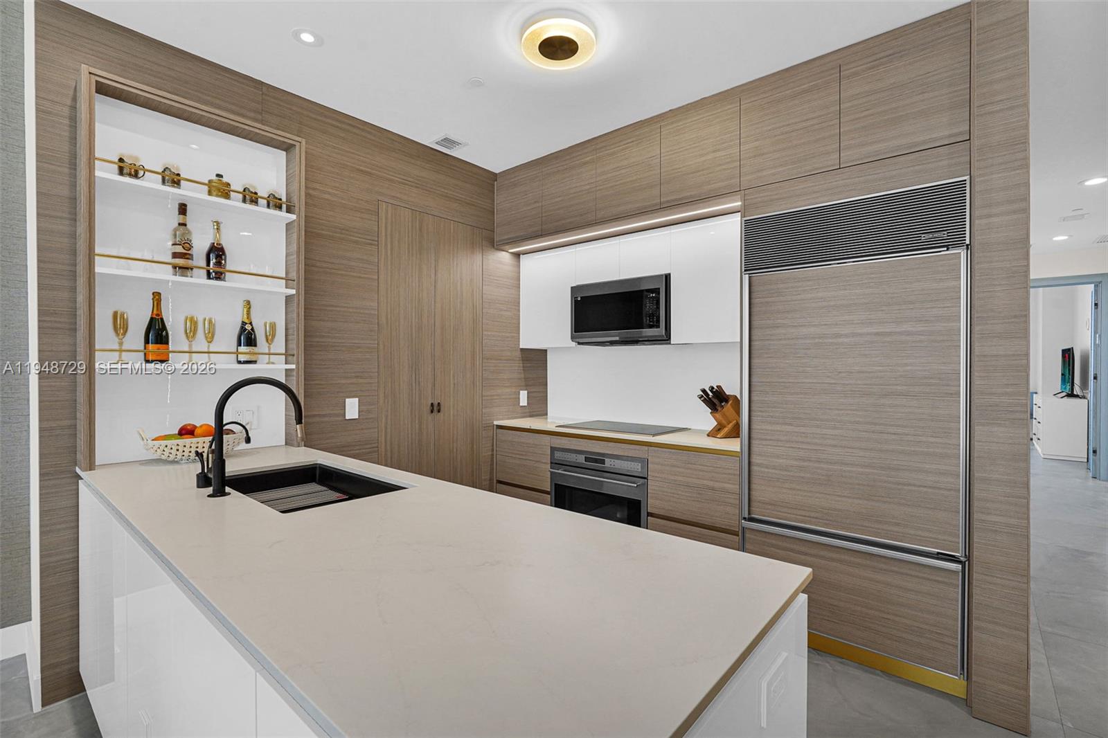 See details 3402 3 / 4 1979 sq. ft. $ 2026-01-20 0 Photo