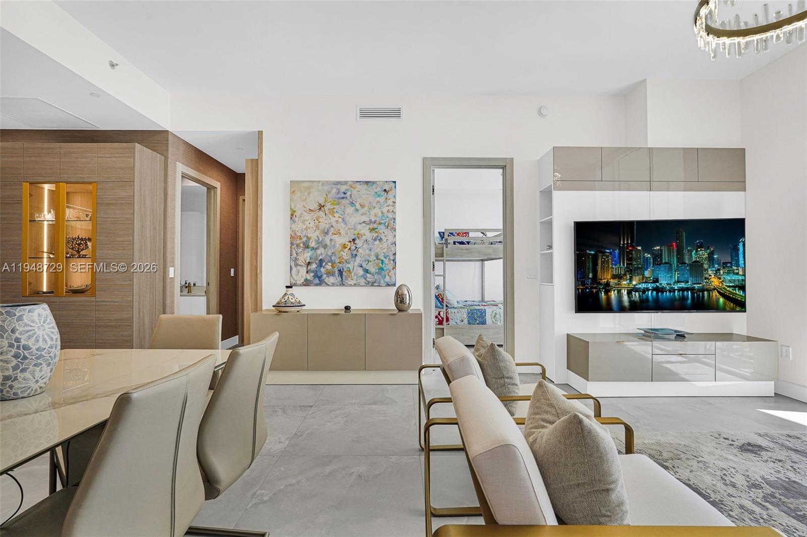 See details 3402 3 / 4 1979 sq. ft. $ 2026-01-20 0 Photo