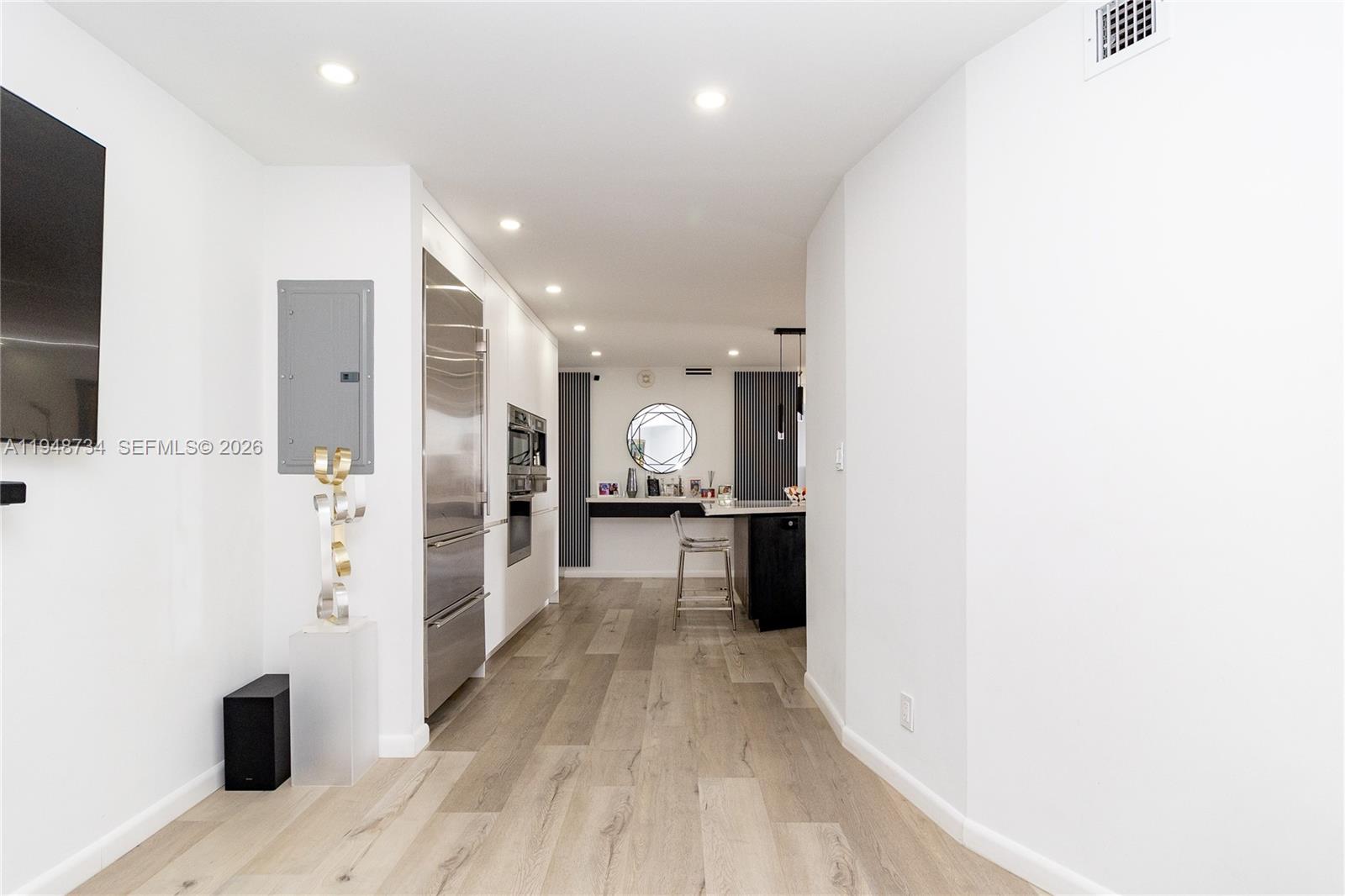 Photo of 3180 Ocean Dr #619, Hallandale Beach, Florida, 33009 -