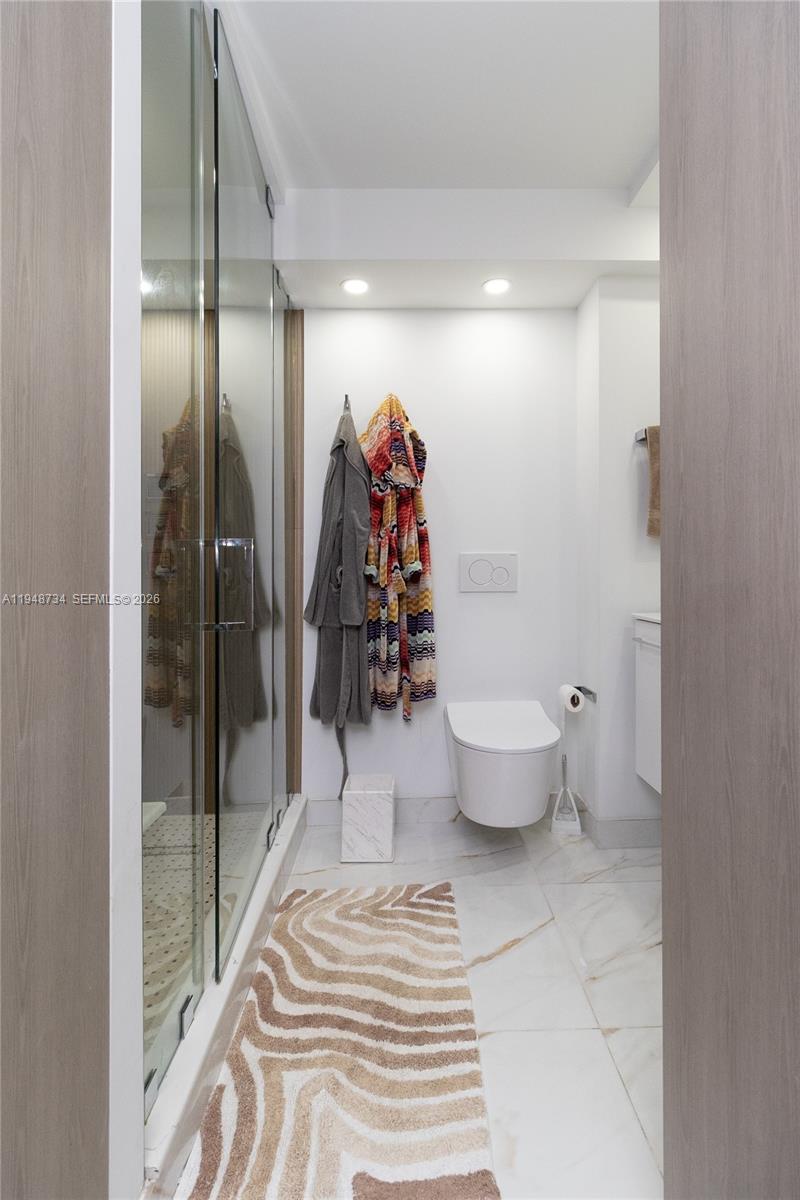 Photo of 3180 Ocean Dr #619, Hallandale Beach, Florida, 33009 -