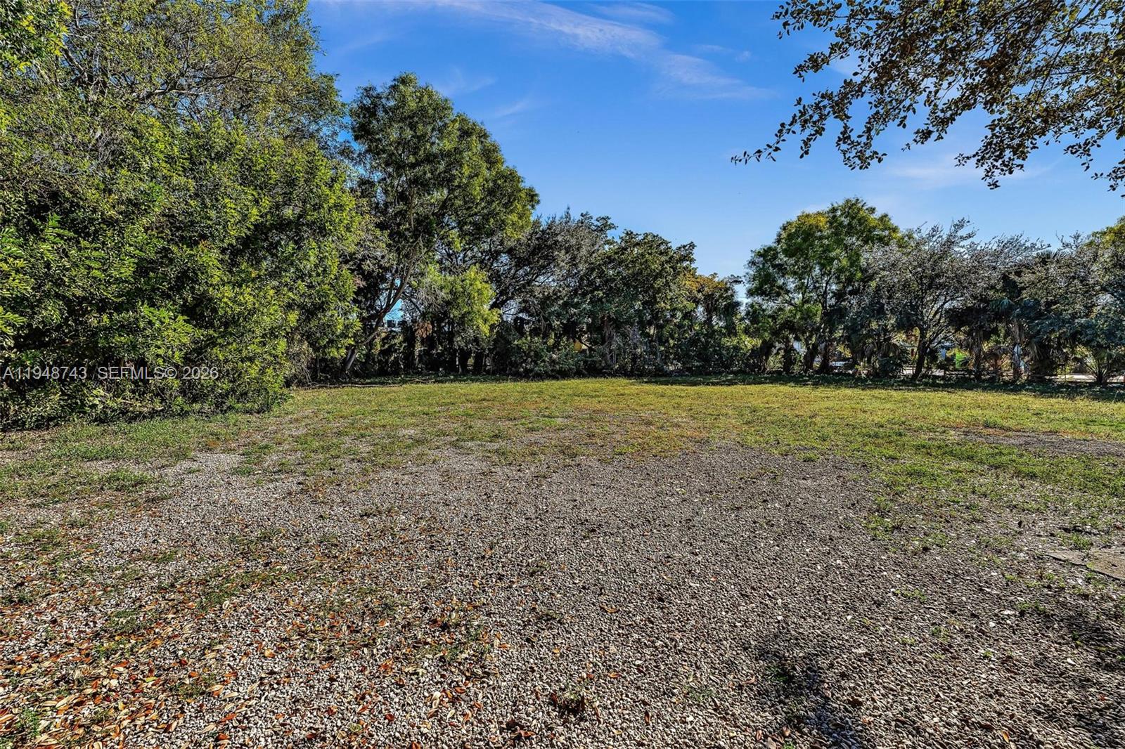   /   sq. ft. $ 2026-01-20 0 foto