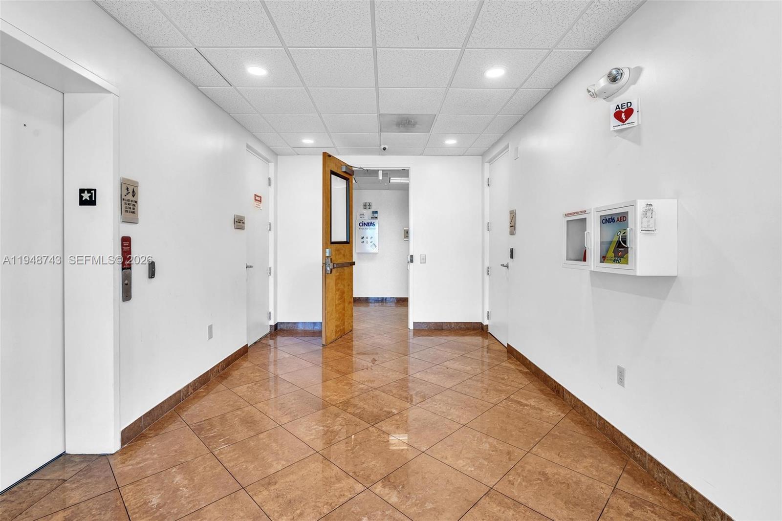   /   sq. ft. $ 2026-01-20 0 foto