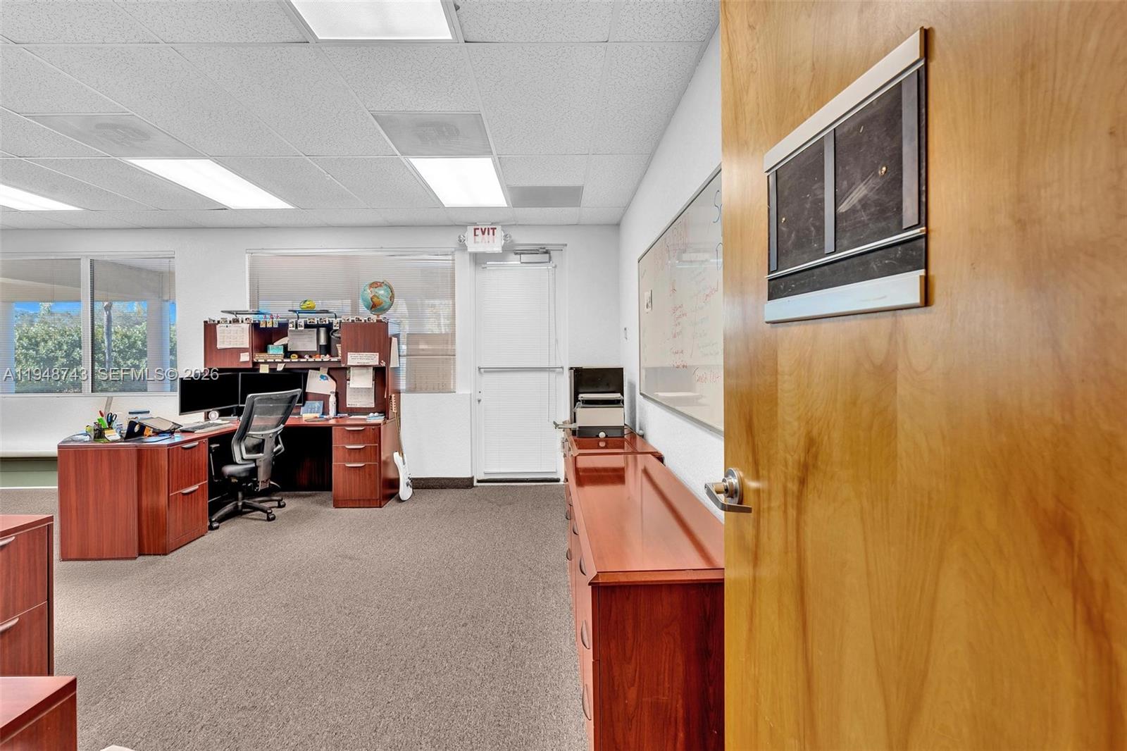   /   sq. ft. $ 2026-01-20 0 foto