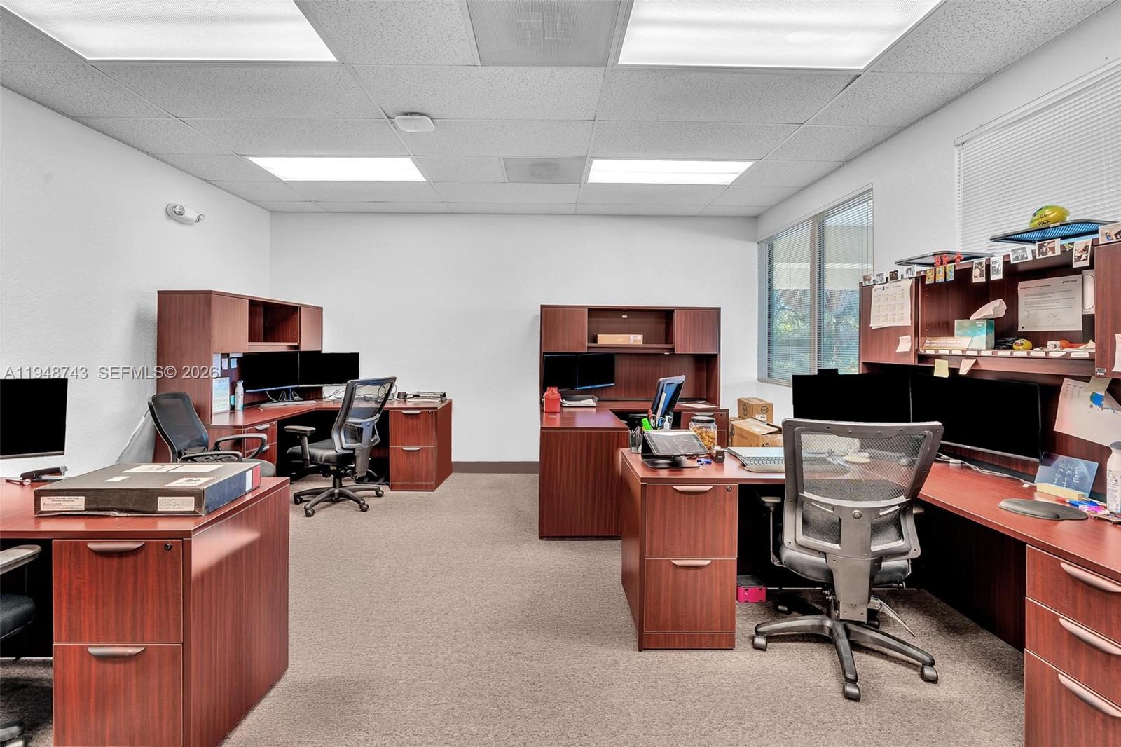   /   sq. ft. $ 2026-01-20 0 foto