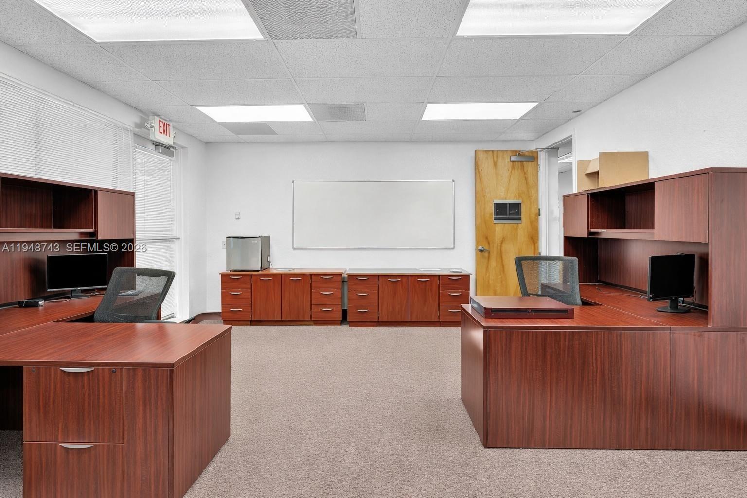   /   sq. ft. $ 2026-01-20 0 foto