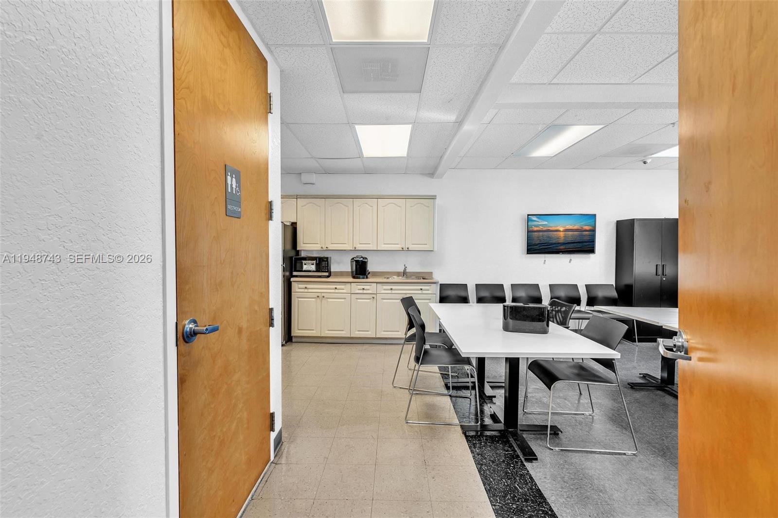   /   sq. ft. $ 2026-01-20 0 foto