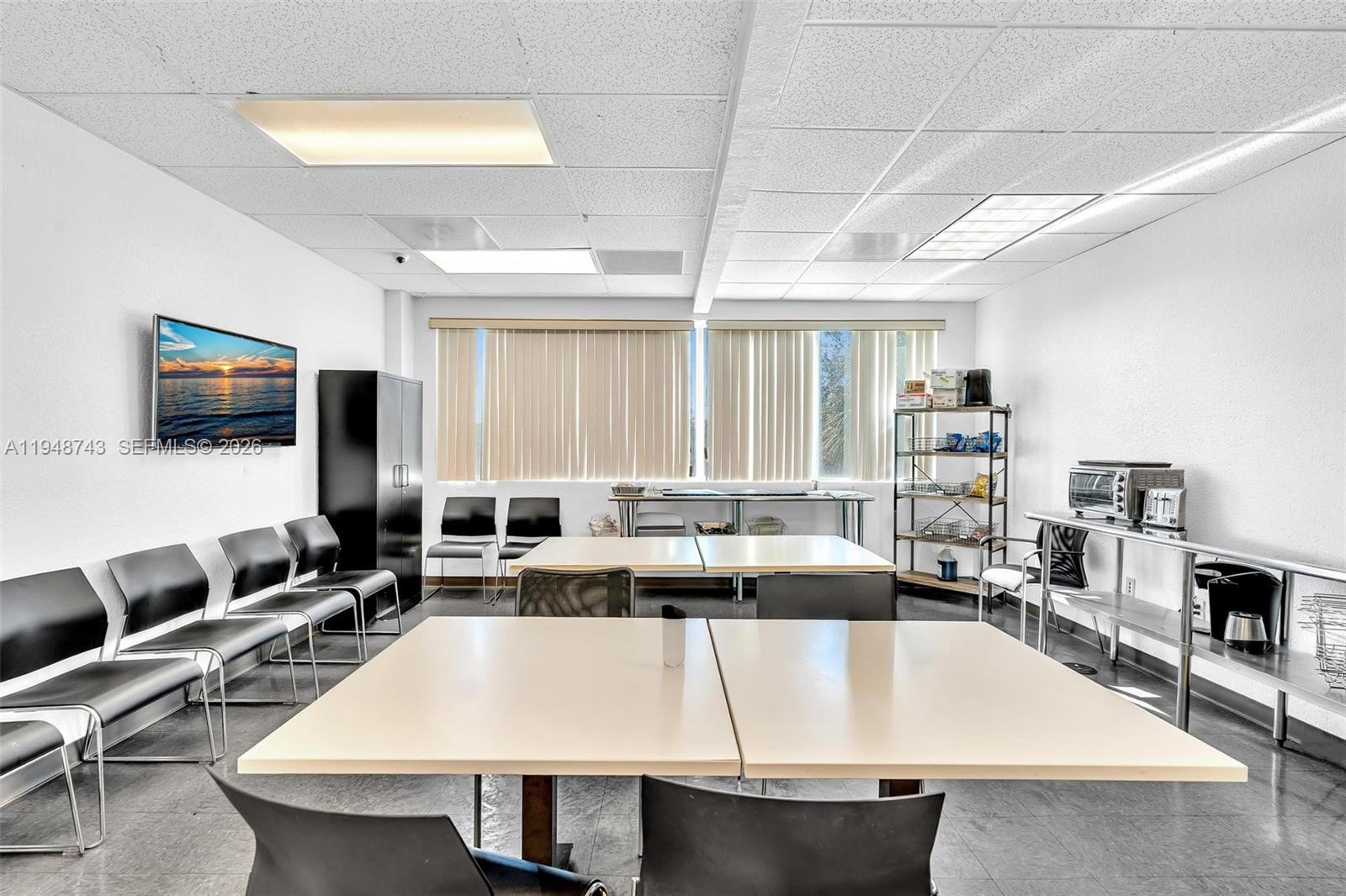   /   sq. ft. $ 2026-01-20 0 foto