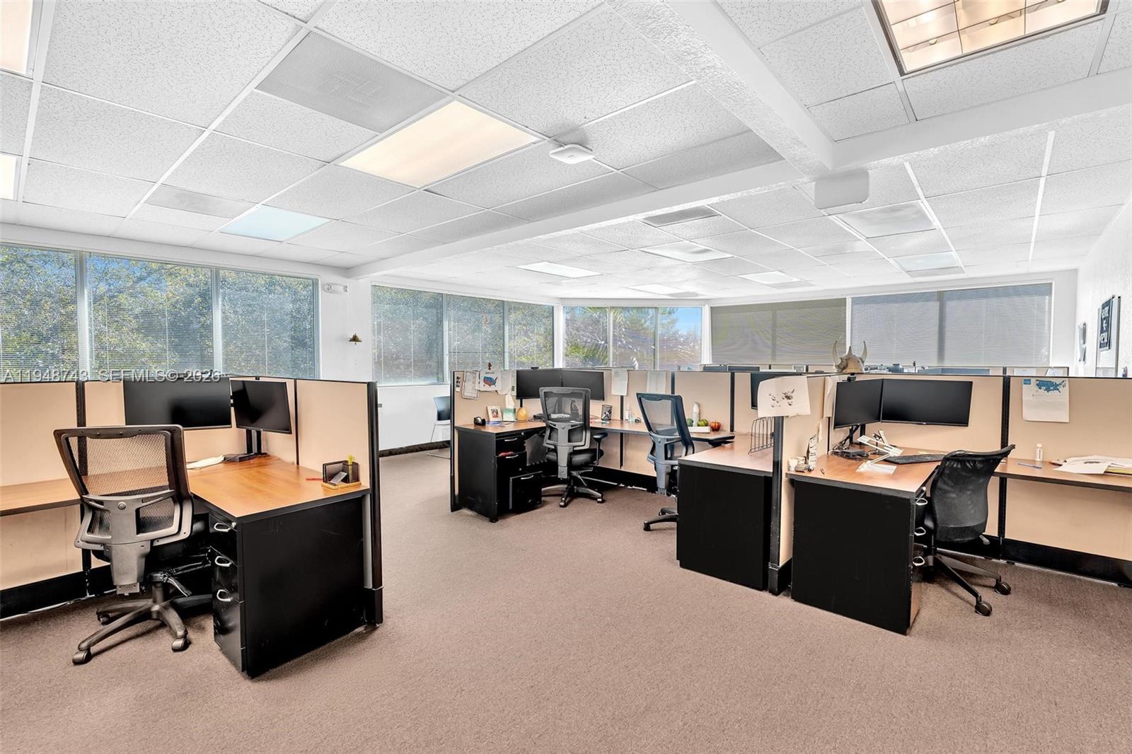   /   sq. ft. $ 2026-01-20 0 foto