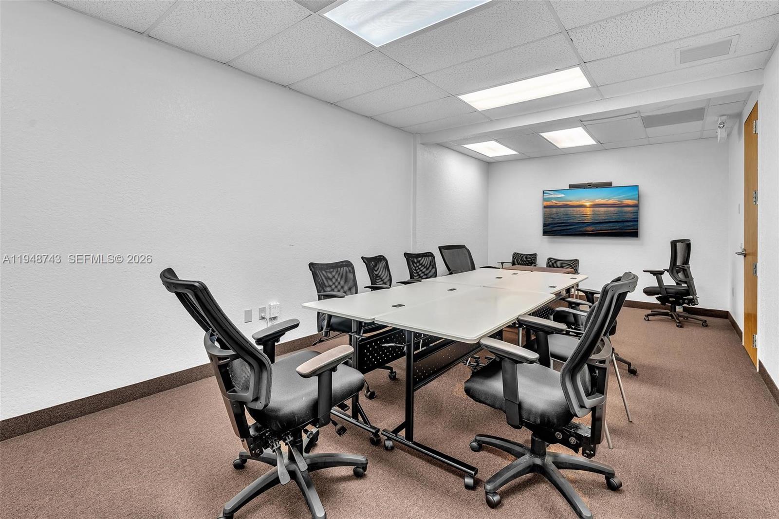   /   sq. ft. $ 2026-01-20 0 foto