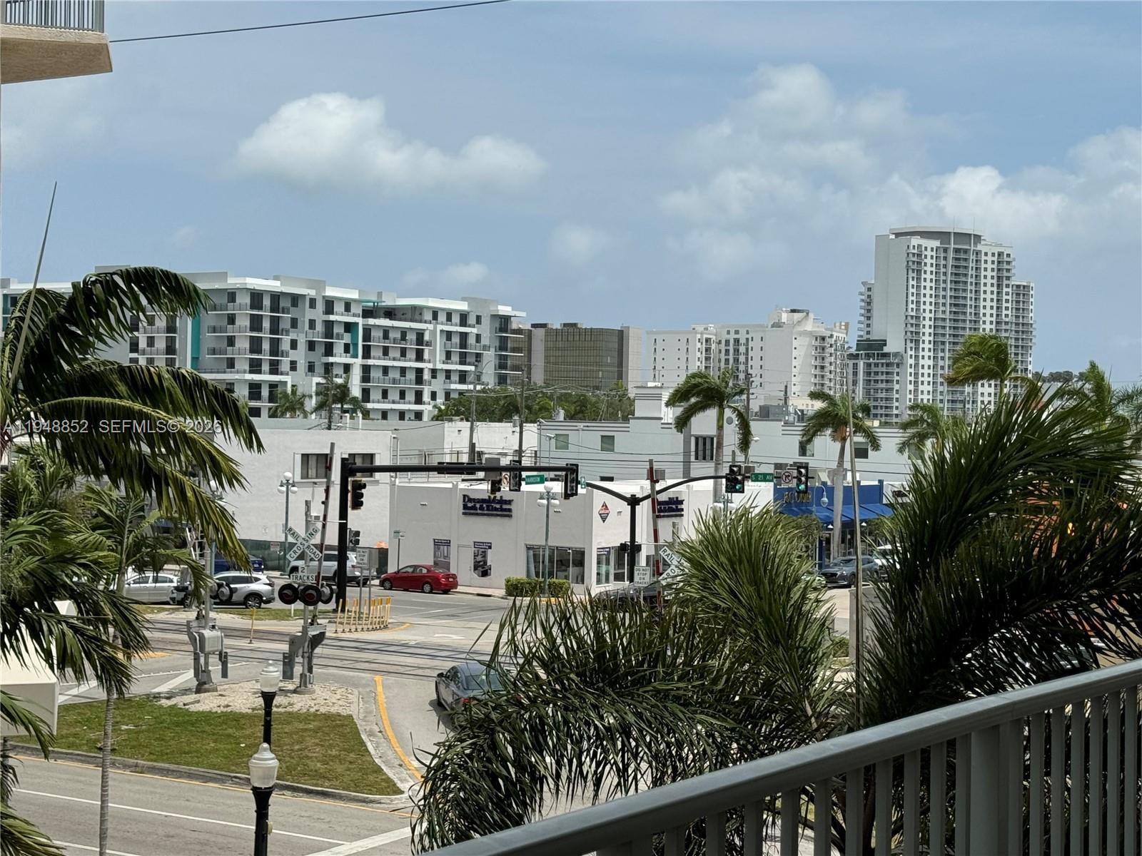 Photo of 2100 Van Buren St  #412, Hollywood, Florida, 33020 - 