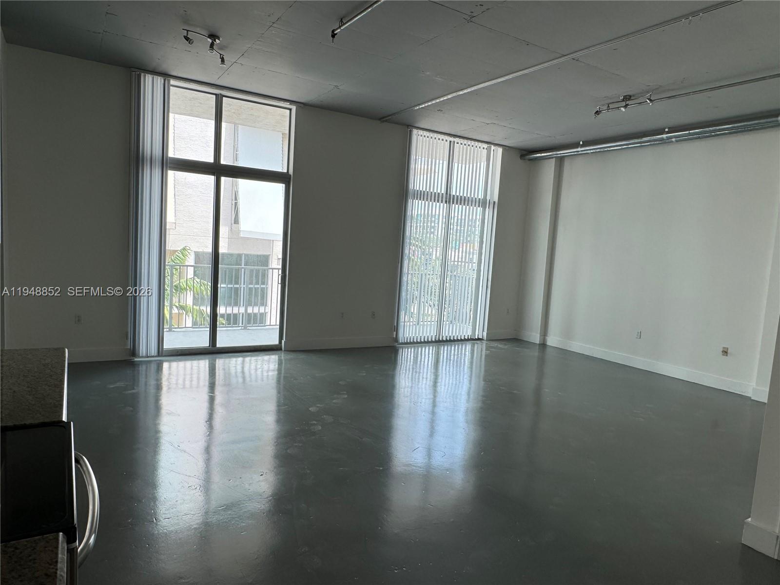 Photo of 2100 Van Buren St  #412, Hollywood, Florida, 33020 - 