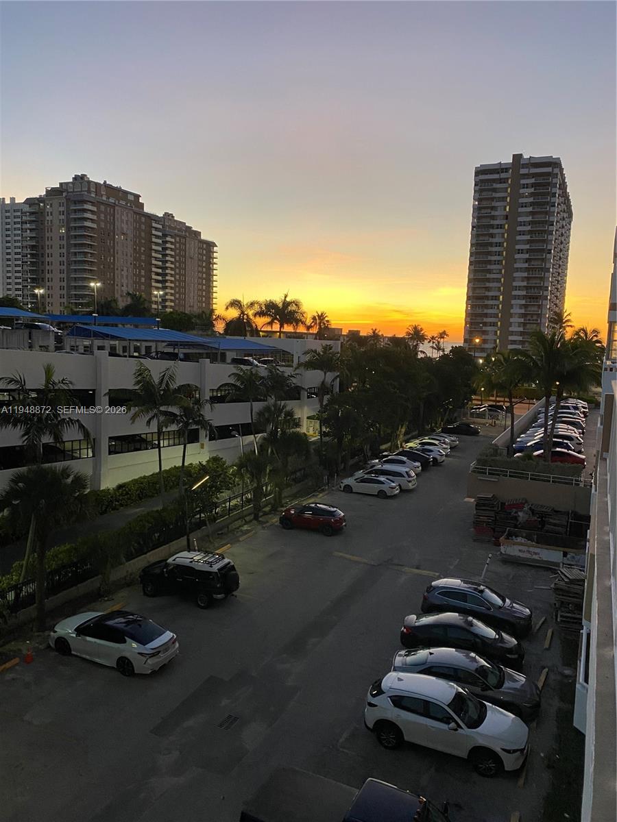 See details 3H 0 / 1 545 sq. ft. $ 2026-01-20 0 Photo