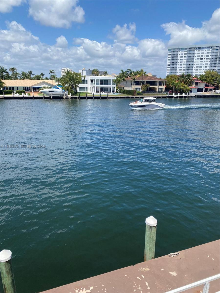 See details 3H 0 / 1 545 sq. ft. $ 2026-01-20 0 Photo