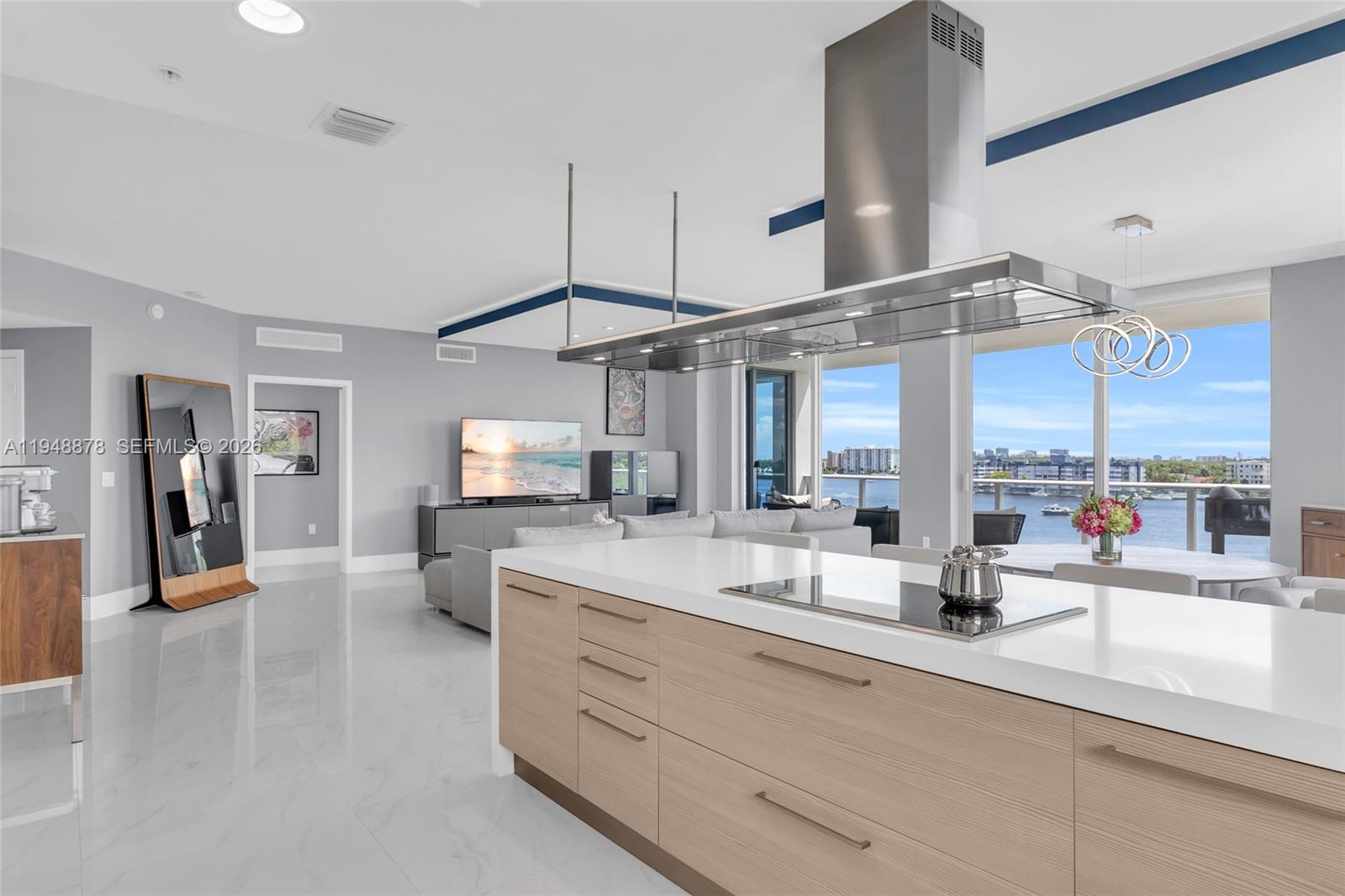 Photo of 17111 Biscayne Blvd  #602, North Miami Beach, Florida, 33160 - 