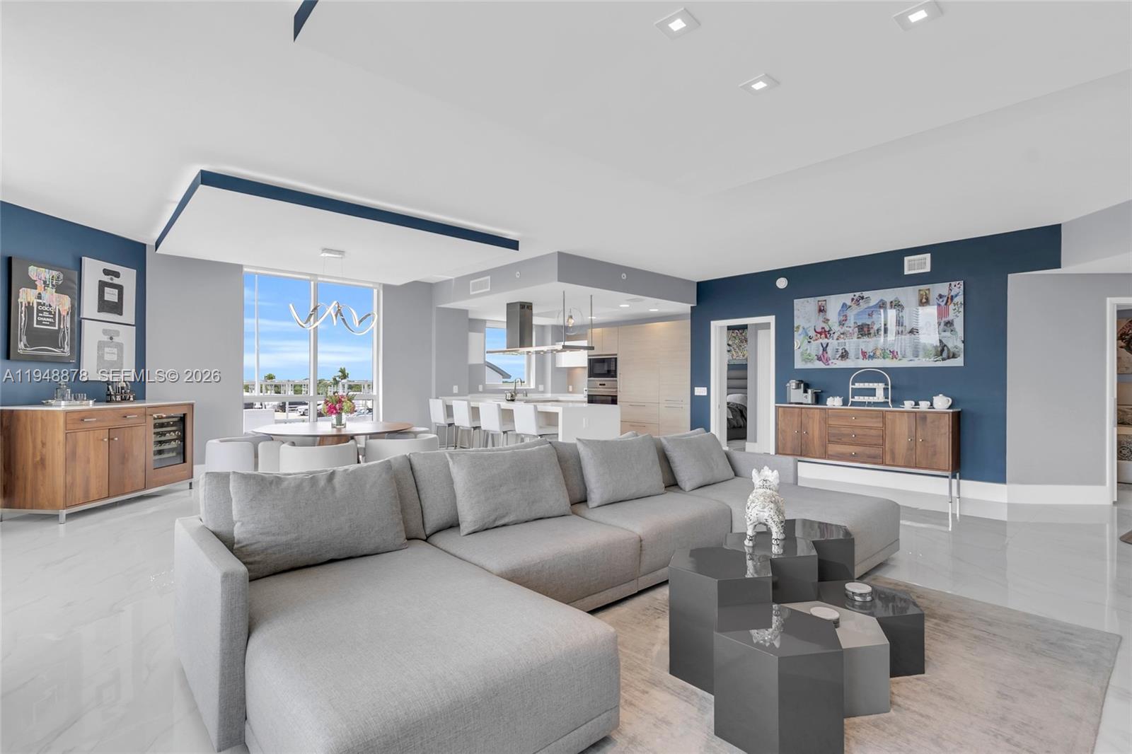 Photo of 17111 Biscayne Blvd  #602, North Miami Beach, Florida, 33160 - 