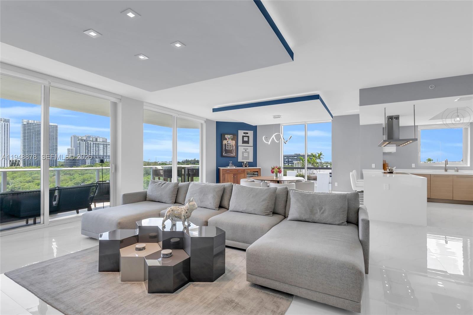 Photo of 17111 Biscayne Blvd  #602, North Miami Beach, Florida, 33160 - 