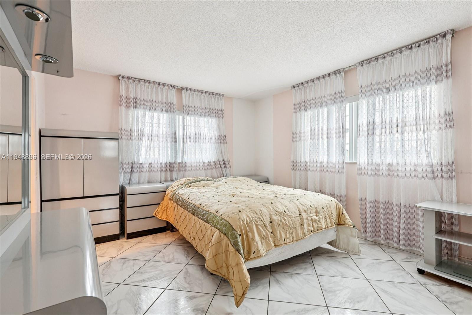 Photo of 319 14th Ave  #501, Hallandale Beach, Florida, 33009 - 