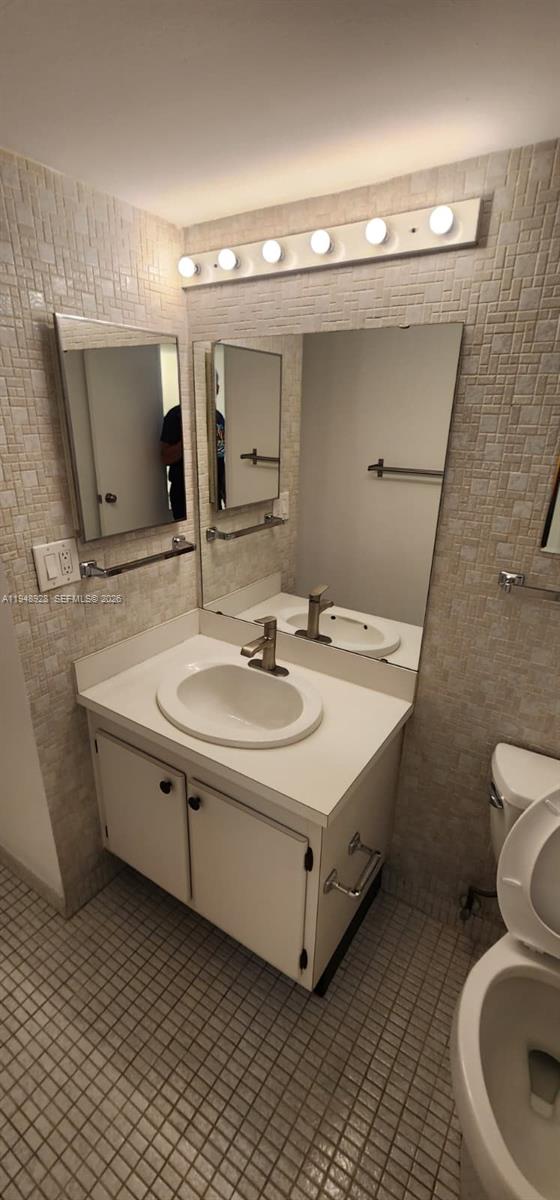 Photo of 20379 Country Club Dr #135, Aventura, Florida, 33180 -