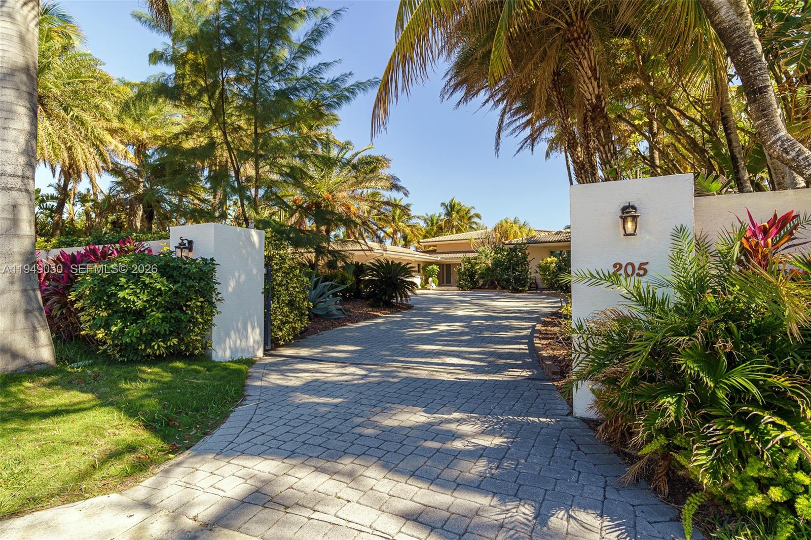 Photo of 205 Ocean Blvd  (205), Golden Beach, Florida, 33160 - 
