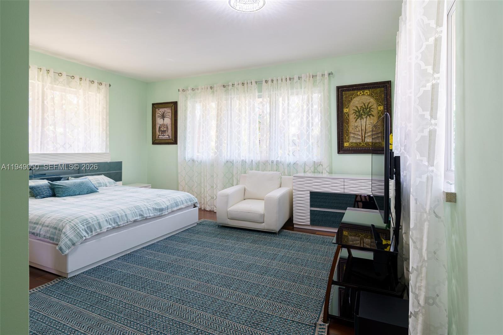 Photo of 205 Ocean Blvd  (205), Golden Beach, Florida, 33160 - 