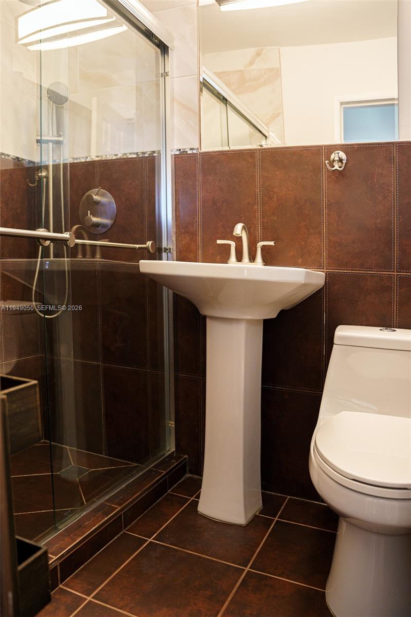 Photo of 205 Ocean Blvd  (205), Golden Beach, Florida, 33160 - 