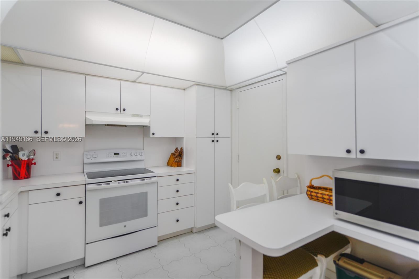 18K 2 / 2 1171 sq. ft. $ 2026-01-20 0 Photo