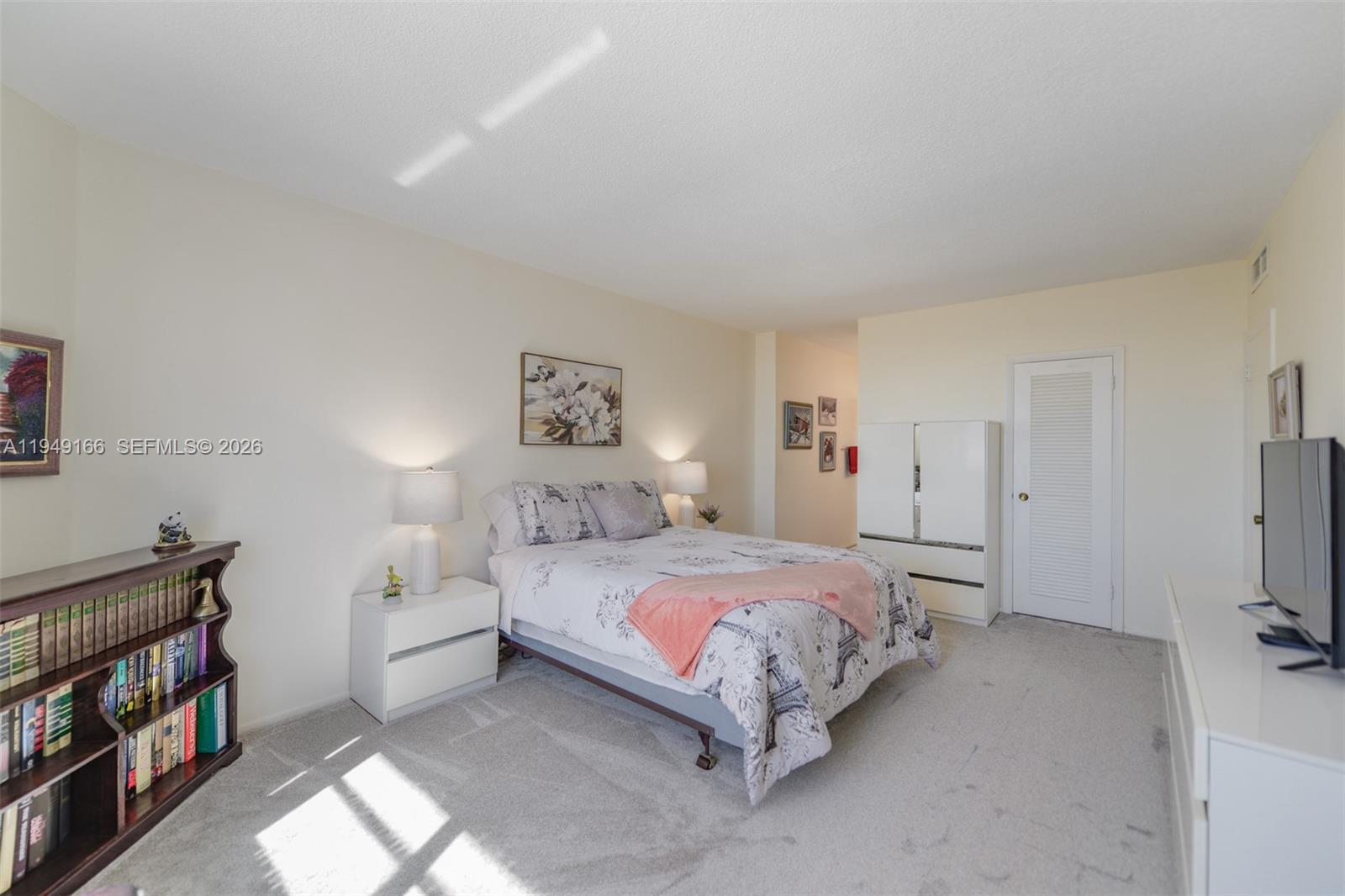 18K 2 / 2 1171 sq. ft. $ 2026-01-20 0 Photo