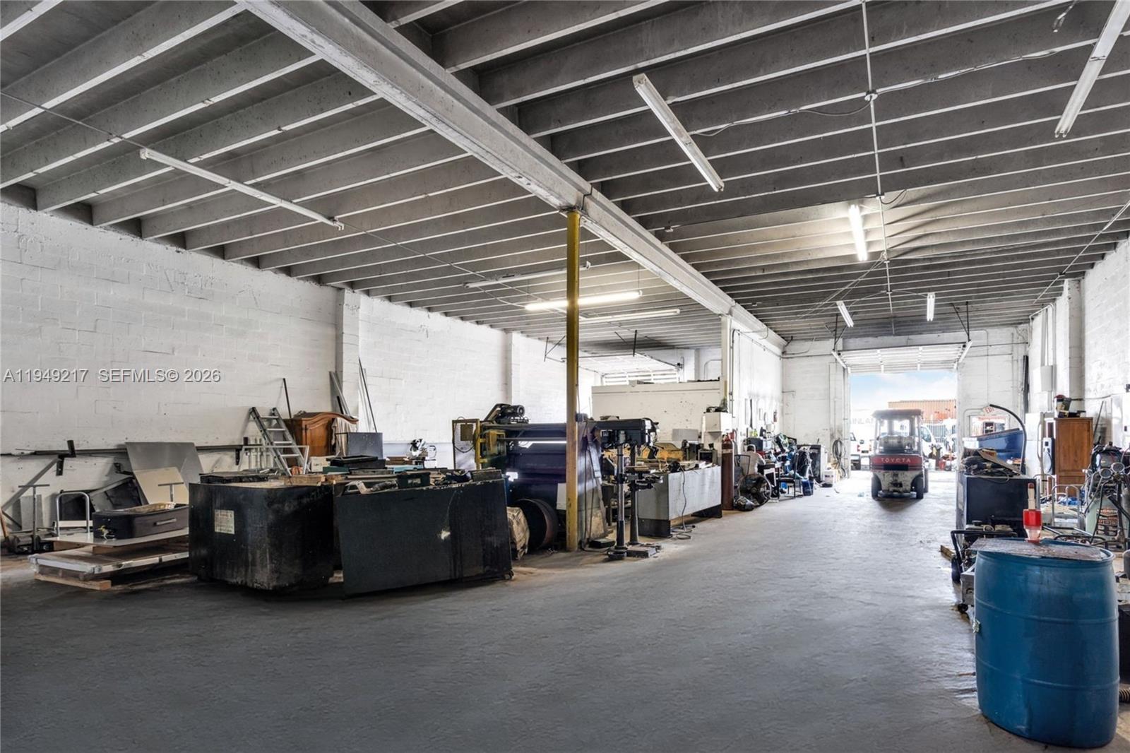 See details / sq. ft. $ 2026-01-20 0 Photo