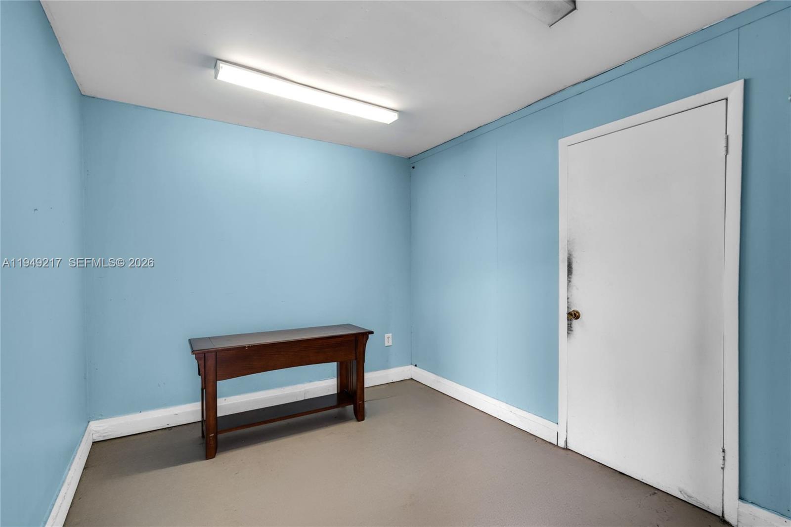 See details / sq. ft. $ 2026-01-20 0 Photo