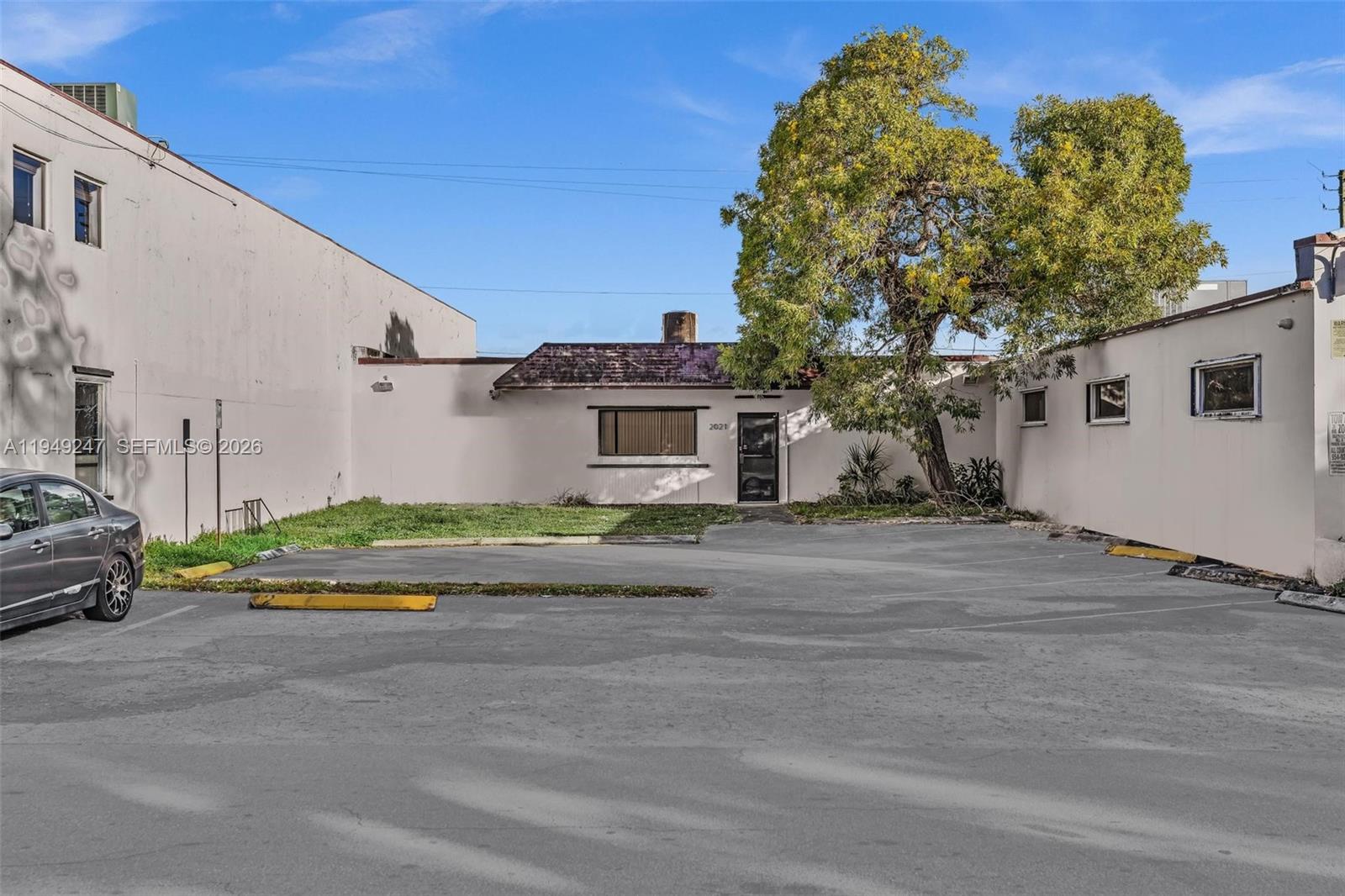 107  /   sq. ft. $ 2026-01-20 0 Photo