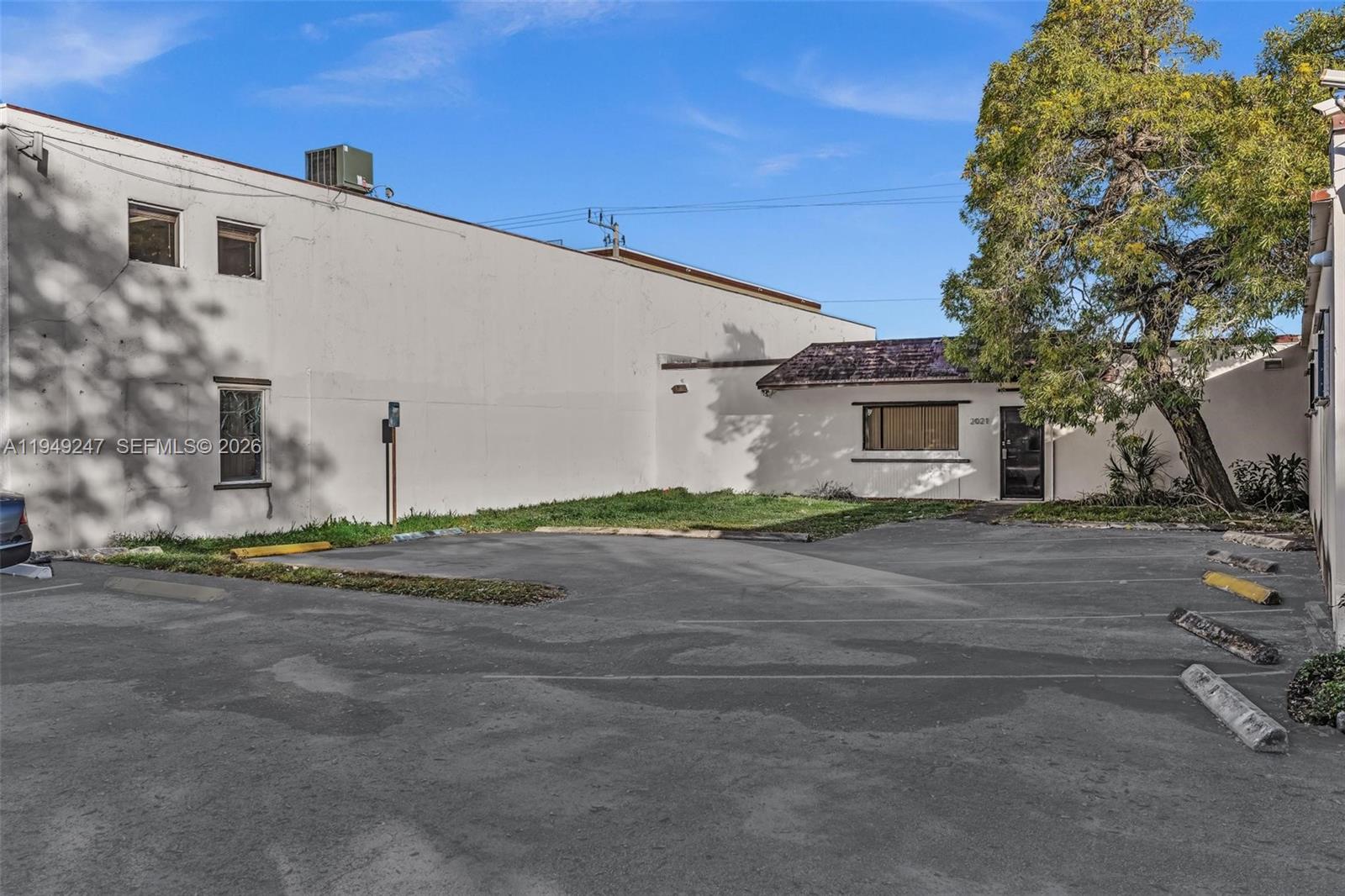 107  /   sq. ft. $ 2026-01-20 0 Photo