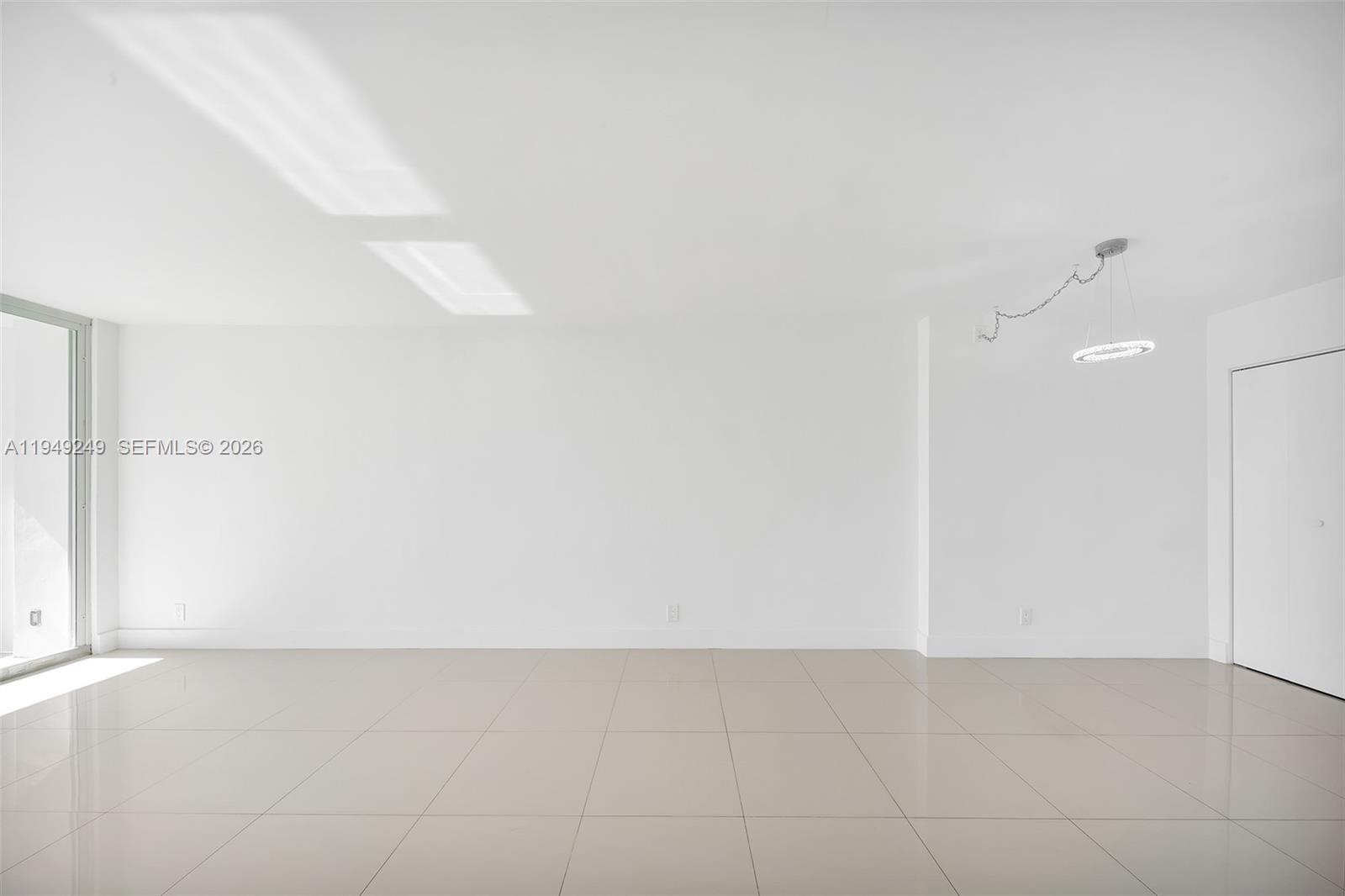 Ver detalles 408 2 / 2 1357 sq. ft. $ 2026-01-20 0 foto