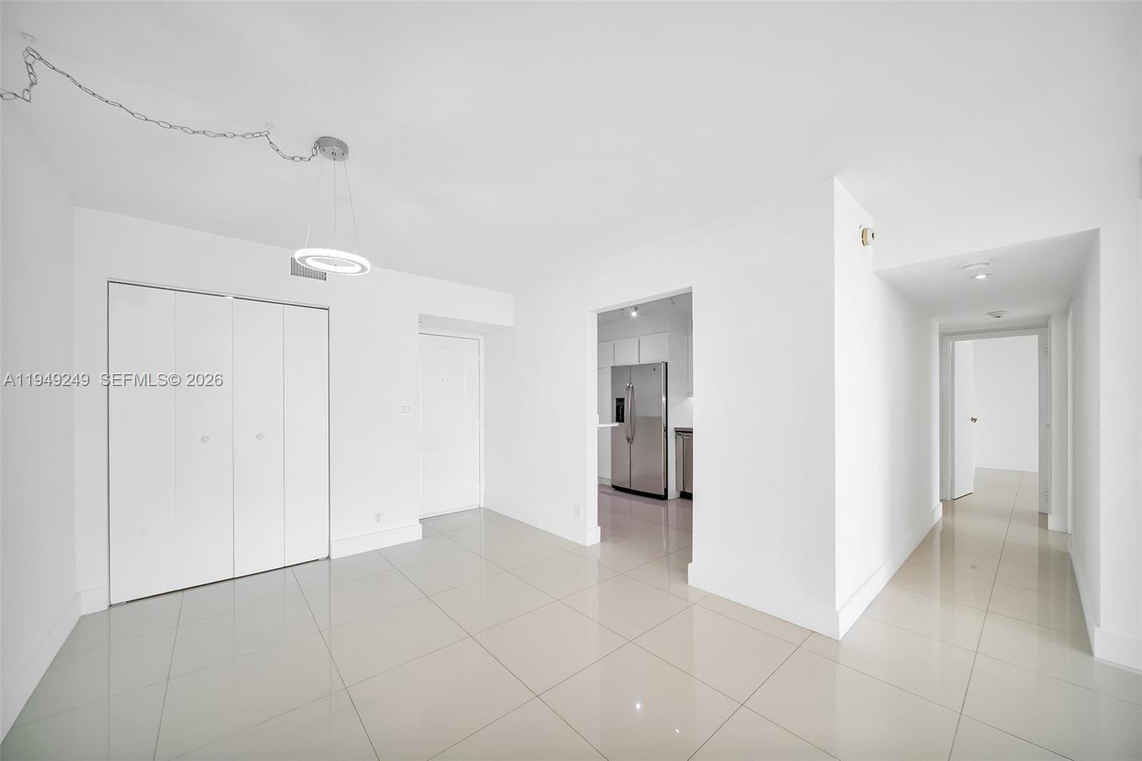 Ver detalles 408 2 / 2 1357 sq. ft. $ 2026-01-20 0 foto