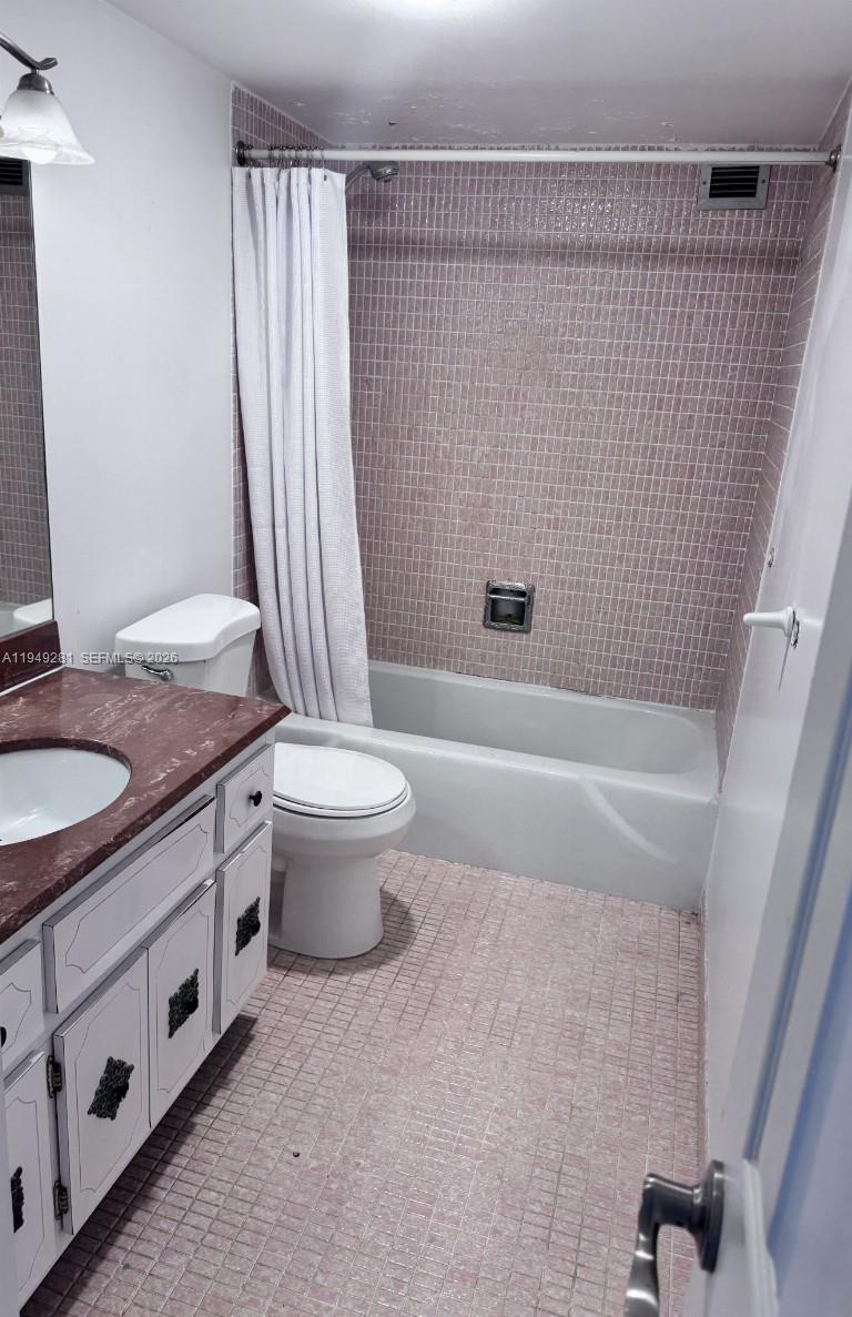 Photo of 1904 Ocean Dr #808, Hallandale Beach, Florida, 33009 -