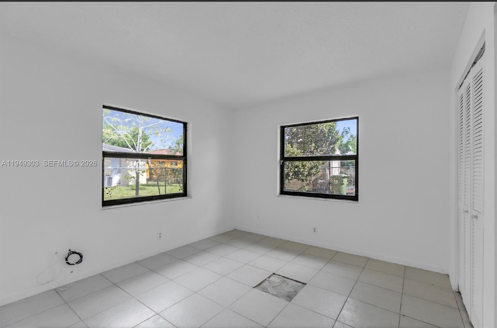   /  2025 sq. ft. $ 2026-01-30 0 Photo