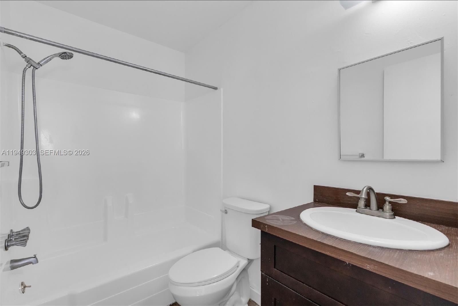   /  2025 sq. ft. $ 2026-01-30 0 Photo