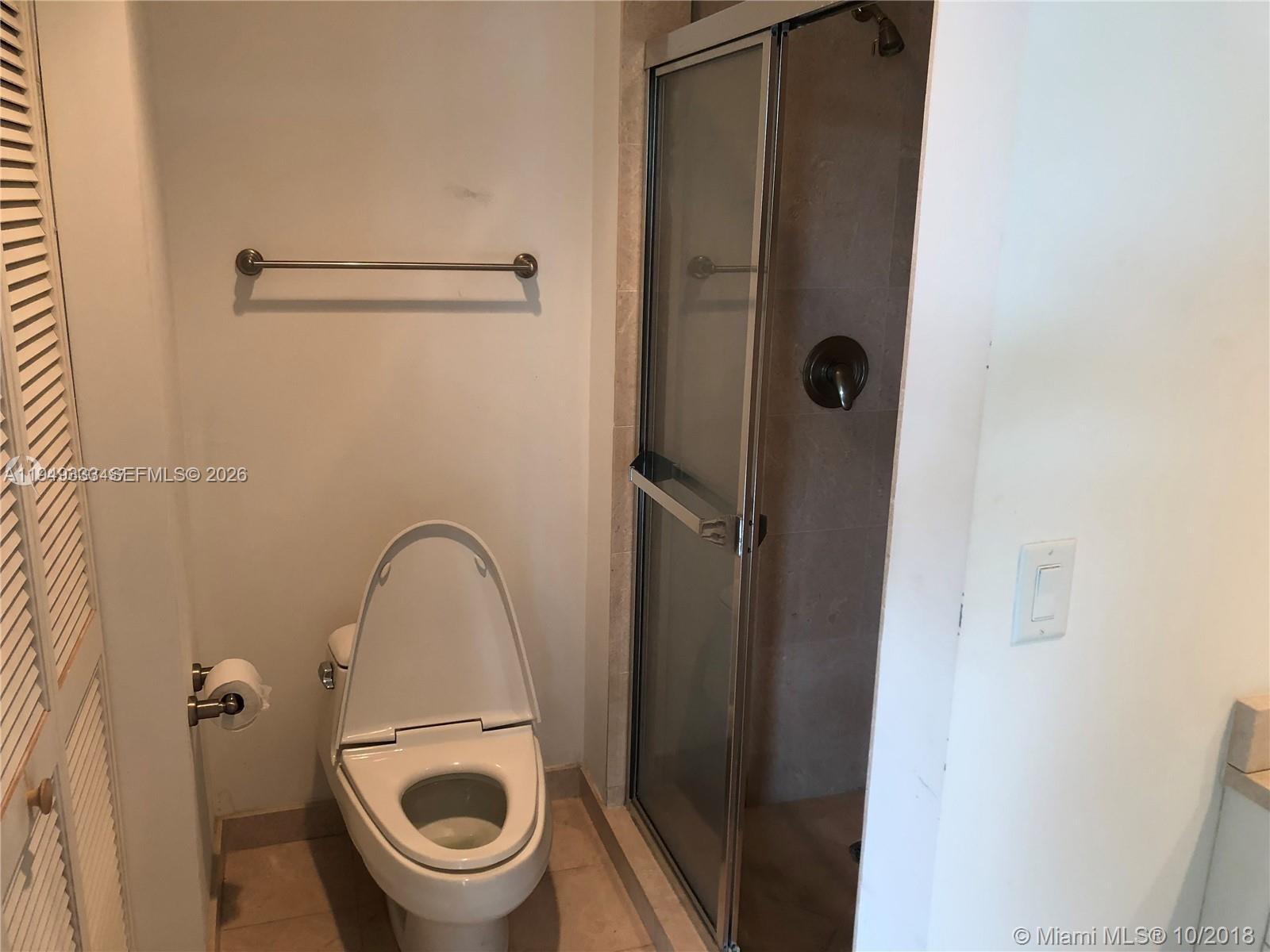 Photo of 16500 Collins Ave  #254, Sunny Isles Beach, Florida, 33160 - Second bathroom