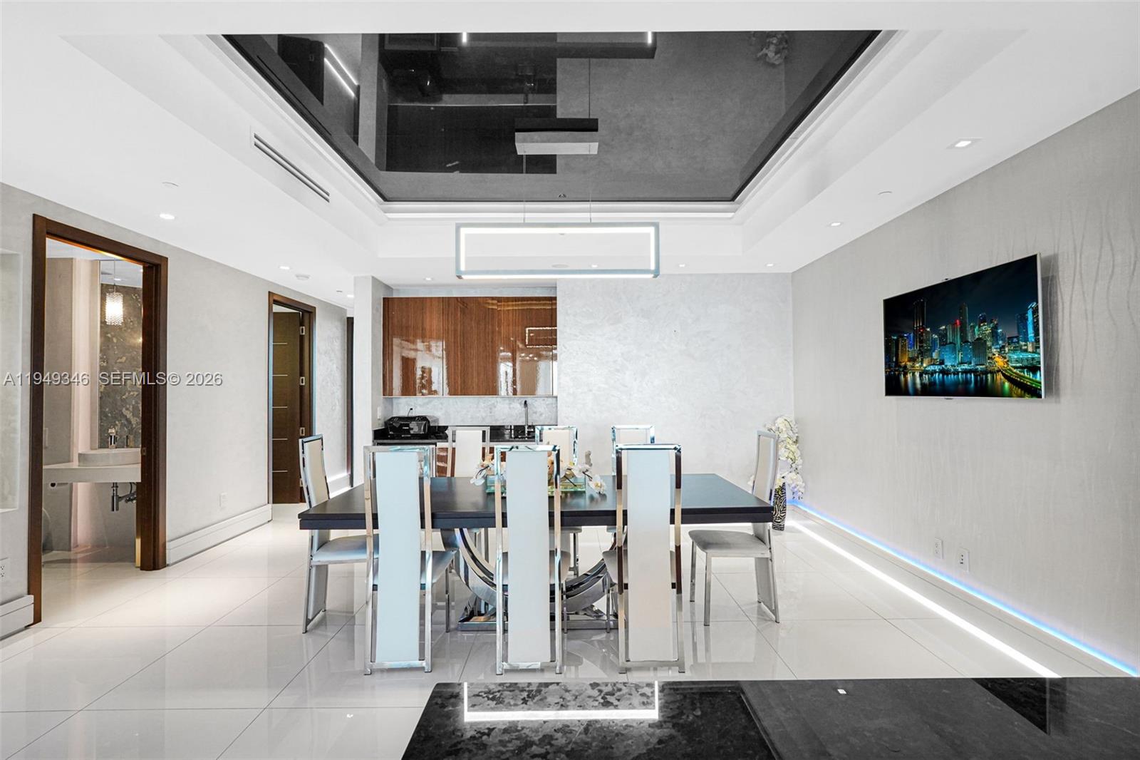 Photo of 2711 Ocean Drive #3704, Hollywood, Florida, 33019 -