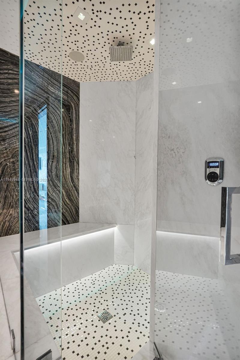 Photo of 2711 Ocean Drive #3704, Hollywood, Florida, 33019 -