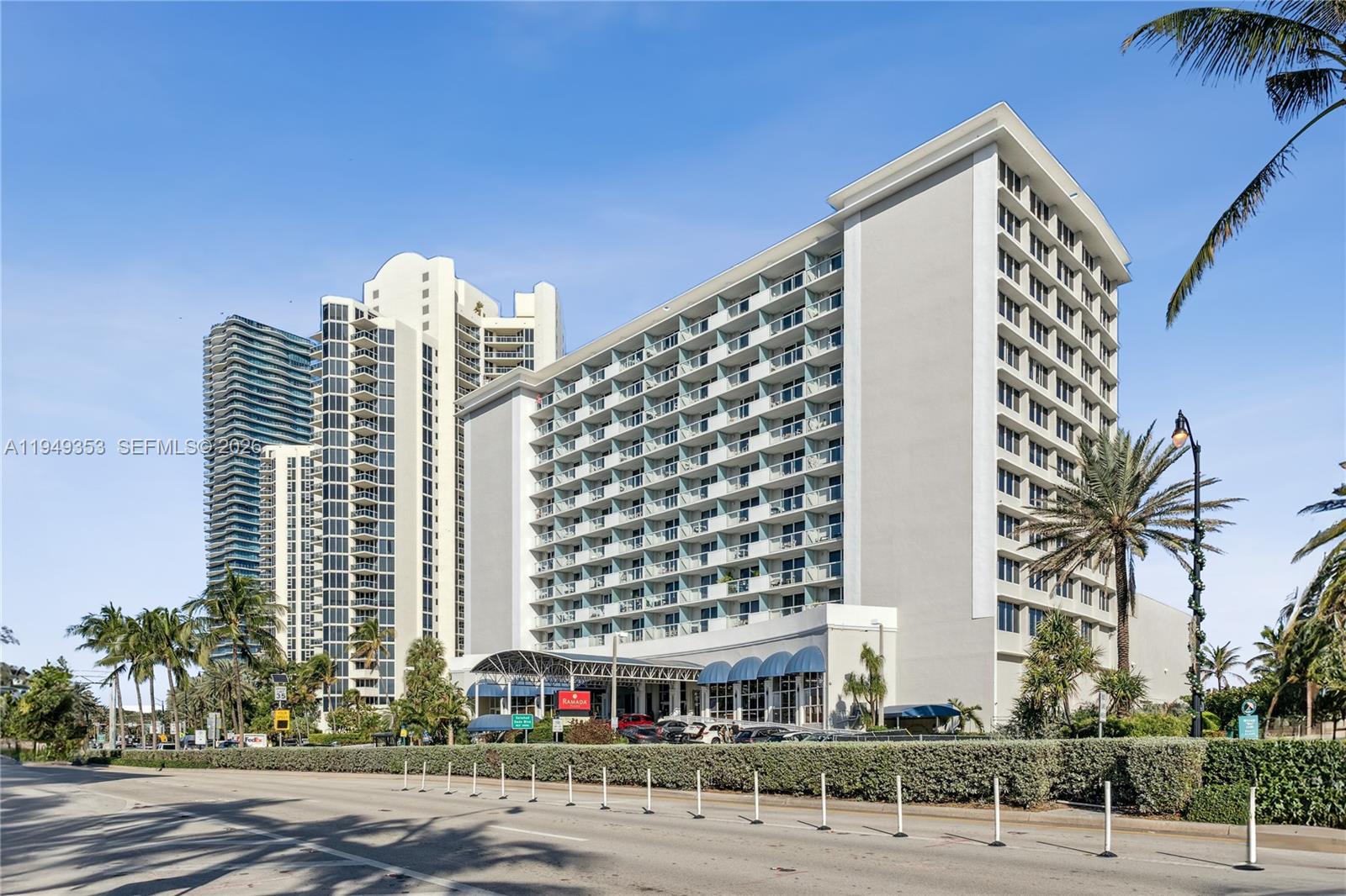 Photo of 19201 Collins Ave #612, Sunny Isles Beach, Florida, 33160 -
