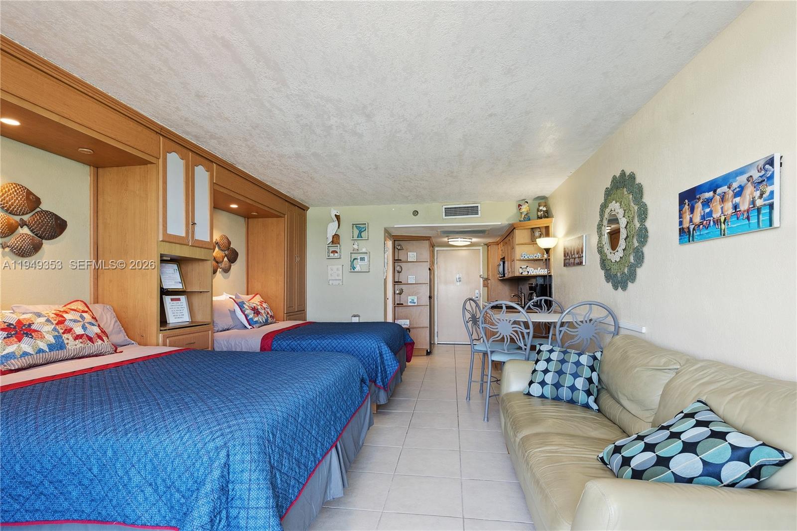 Photo of 19201 Collins Ave #612, Sunny Isles Beach, Florida, 33160 -