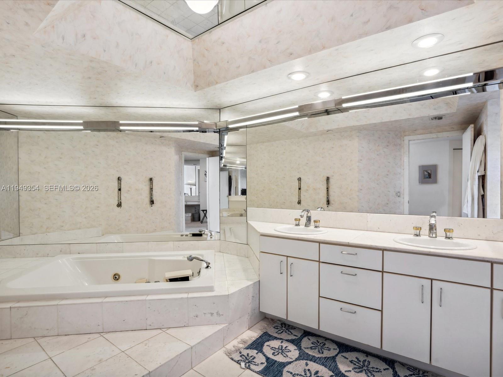 702 2 / 2 1910 sq. ft. $ 2026-02-02 0 Photo