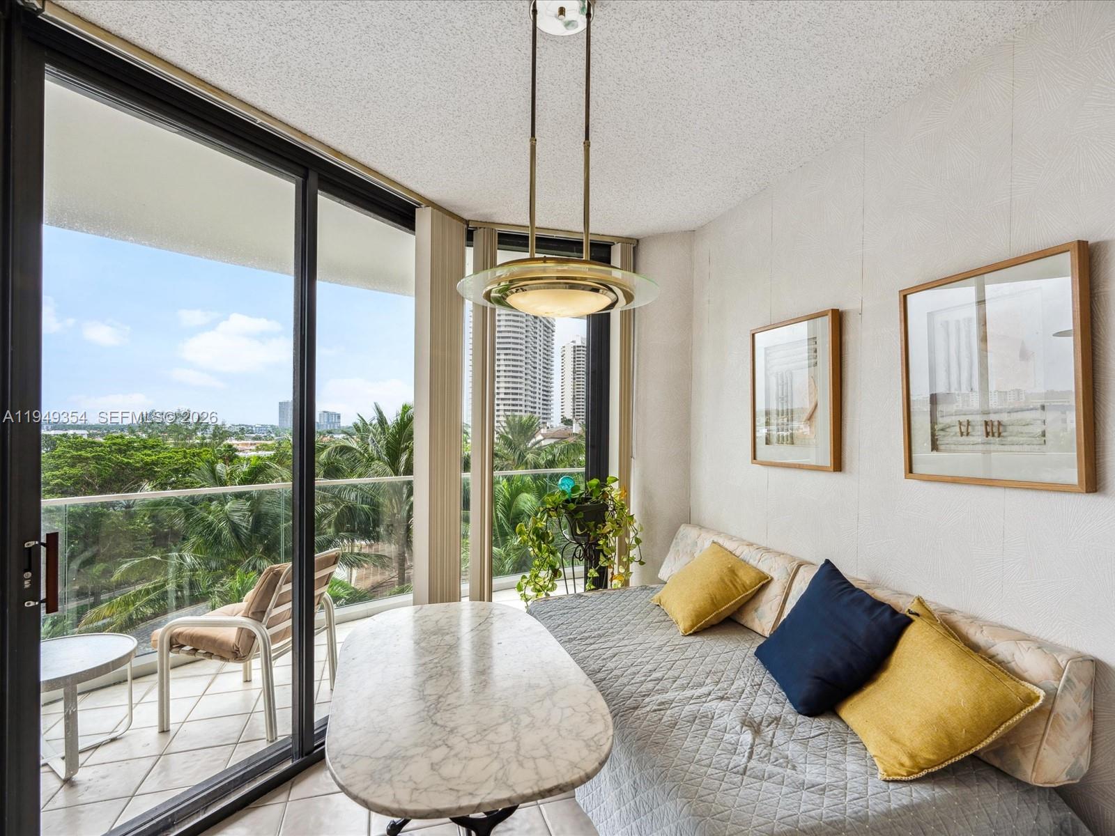 702 2 / 2 1910 sq. ft. $ 2026-02-02 0 Photo