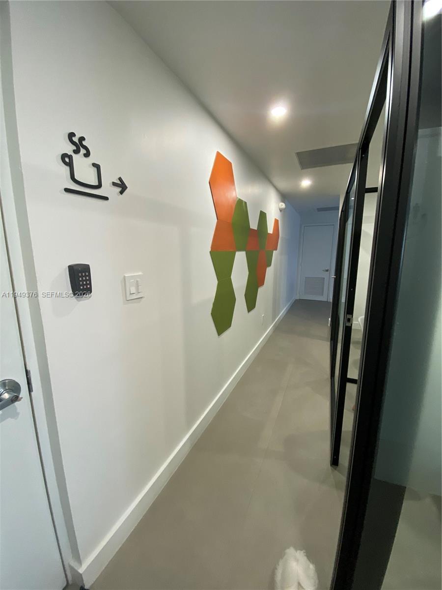 See details 210 / sq. ft. $ 2026-01-20 0 Photo