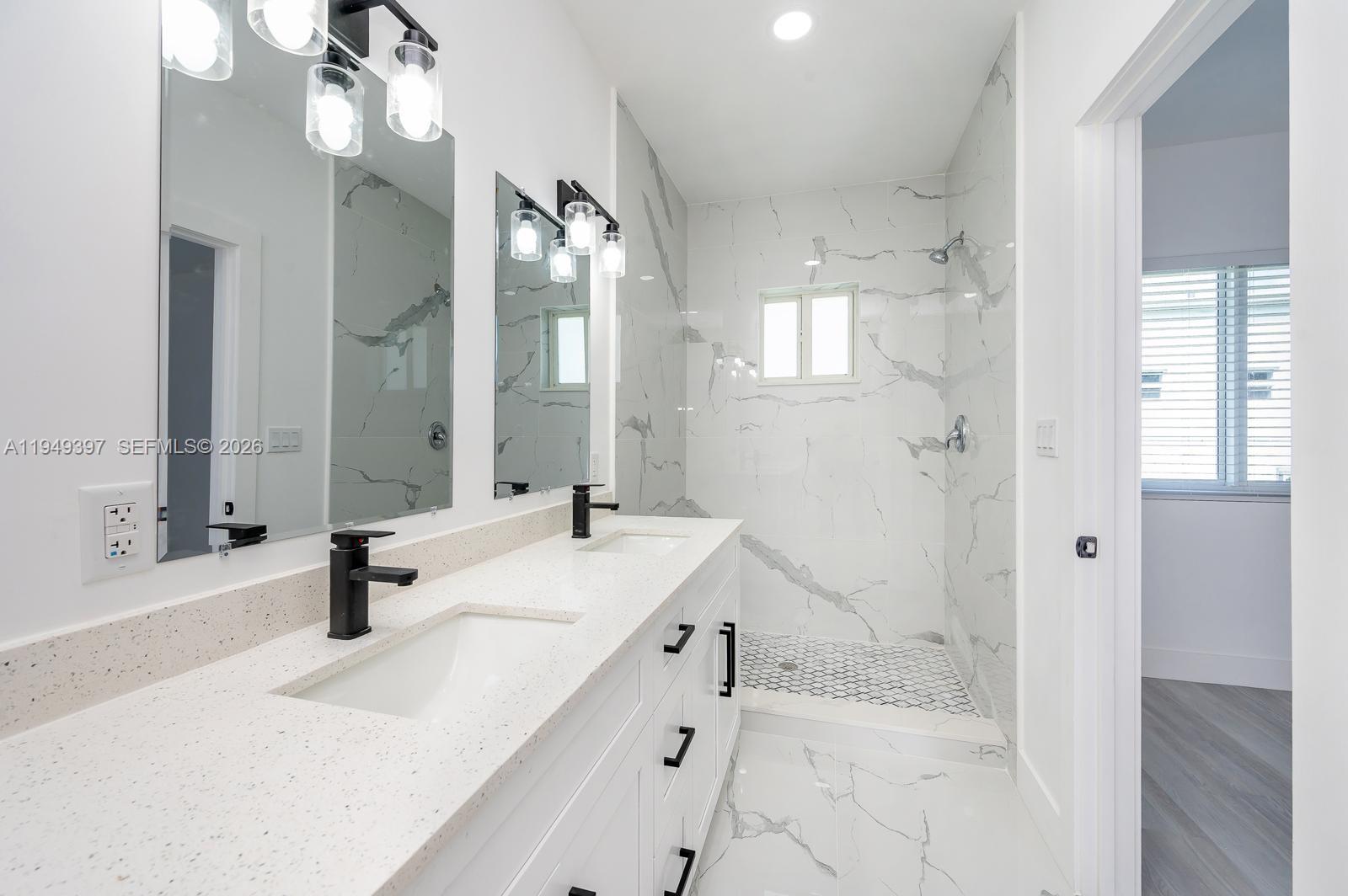   /  2964 sq. ft. $ 2026-01-20 0 Photo