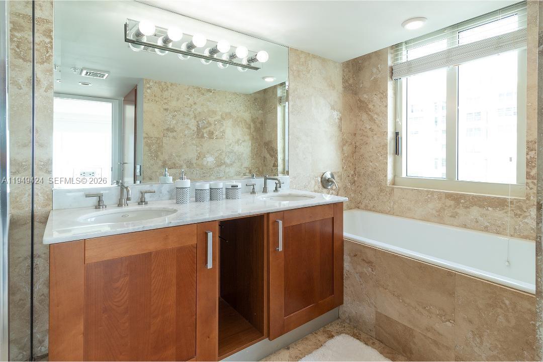 Bathtub