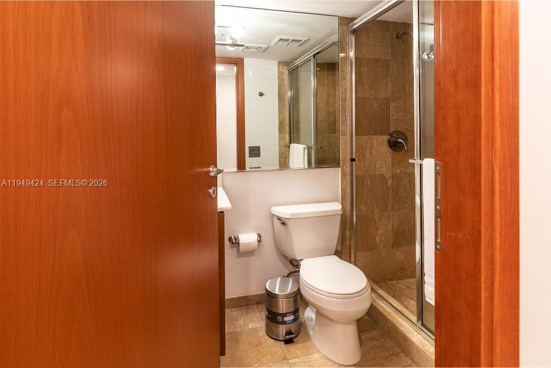 2nd Bathroom