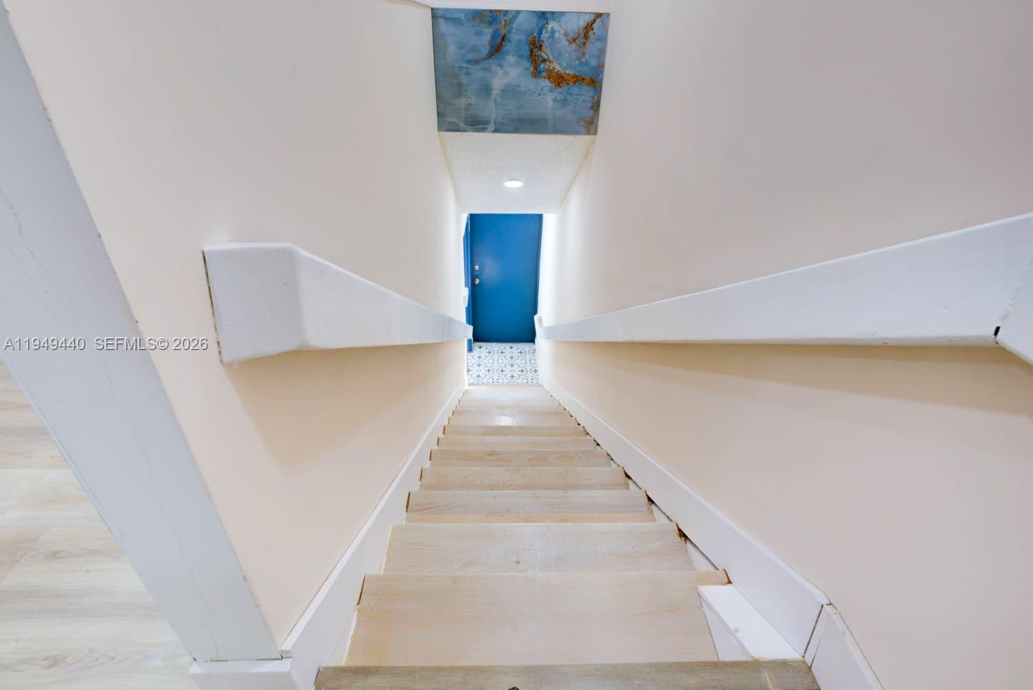 9  /   sq. ft. $ 2026-01-20 0 Photo