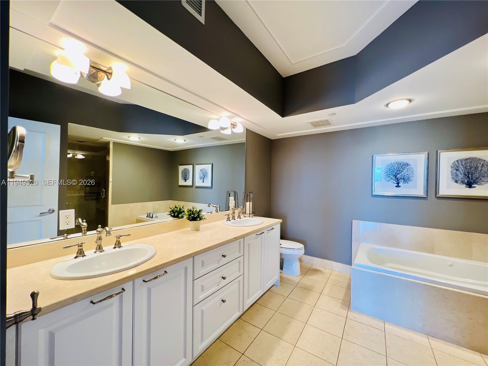 Photo of 20000 Country Club Dr  #806, Aventura, Florida, 33180 - 