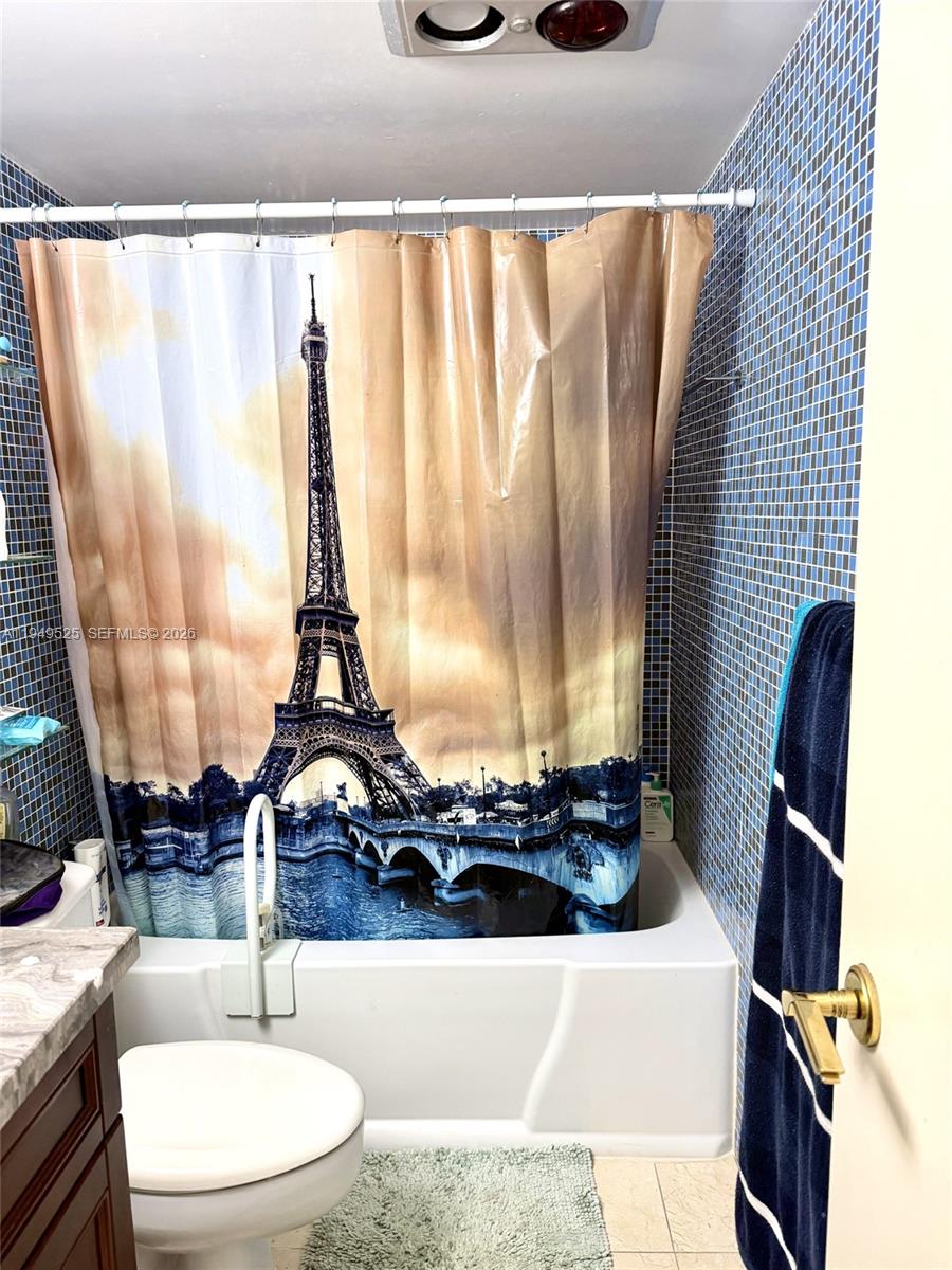 See details 16C 1 / 2 870 sq. ft. $ 2026-02-07 0 Photo